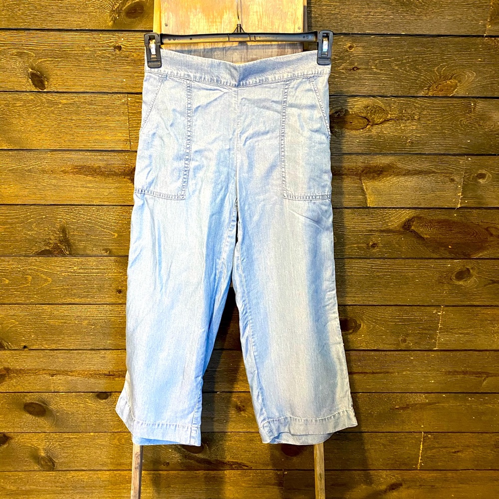 Loft Petite Wide Leg Capris